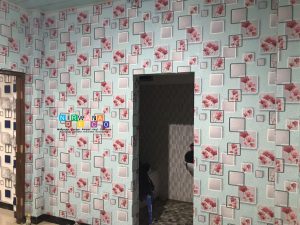 Pemasangan Wallpaper Di Hotel Batu Residence