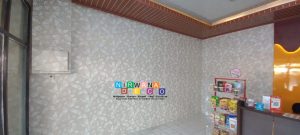 Proyek Pemasangan Wallpaper Di Jalan Mataram